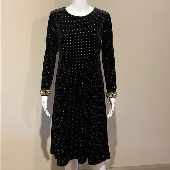 NWT Tahari Black Velvet Long Sleeve Dress Gold 6 - Picture 2 of 8